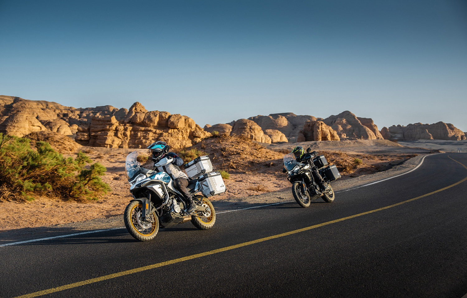Новинка! Мотоцикл CFMOTO 700MT Advanced (ABS)