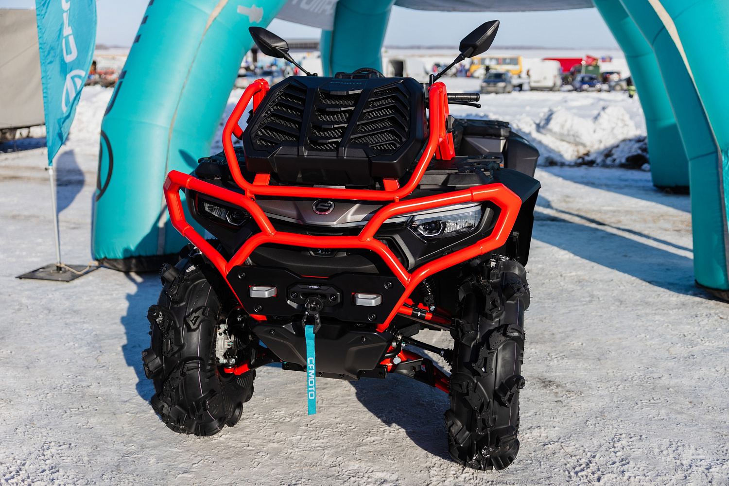 Новый CFMOTO CFORCE 1000 MV был представлен на Кубке России по трековым ледовым гонкам в Омске!